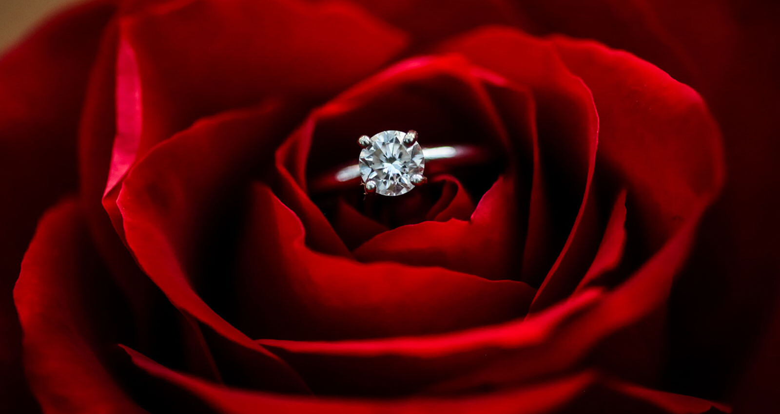 Solitaire Diamond Engagement Ring New York